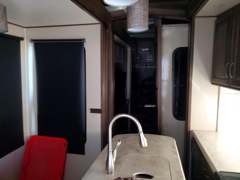 2017 Gran D Design Recreational Solitude Camper