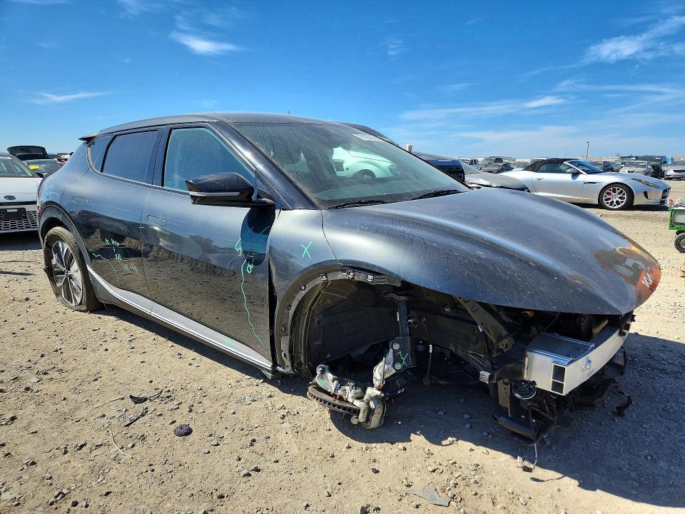 2024 KIA EV6 Light Long Range