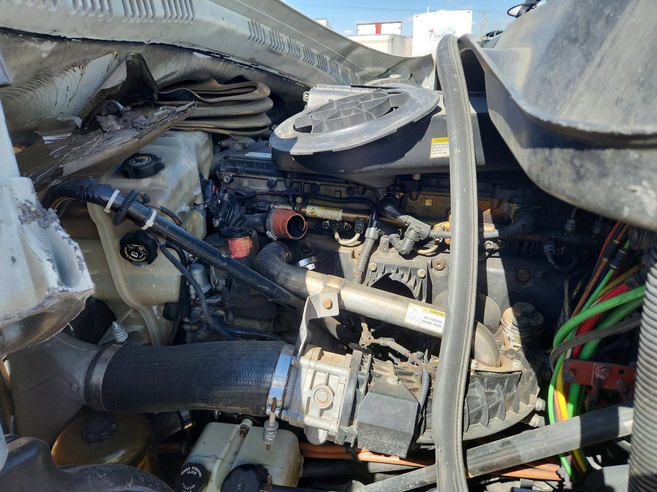 2016 Freightliner Cascadia 125 Semi Truck