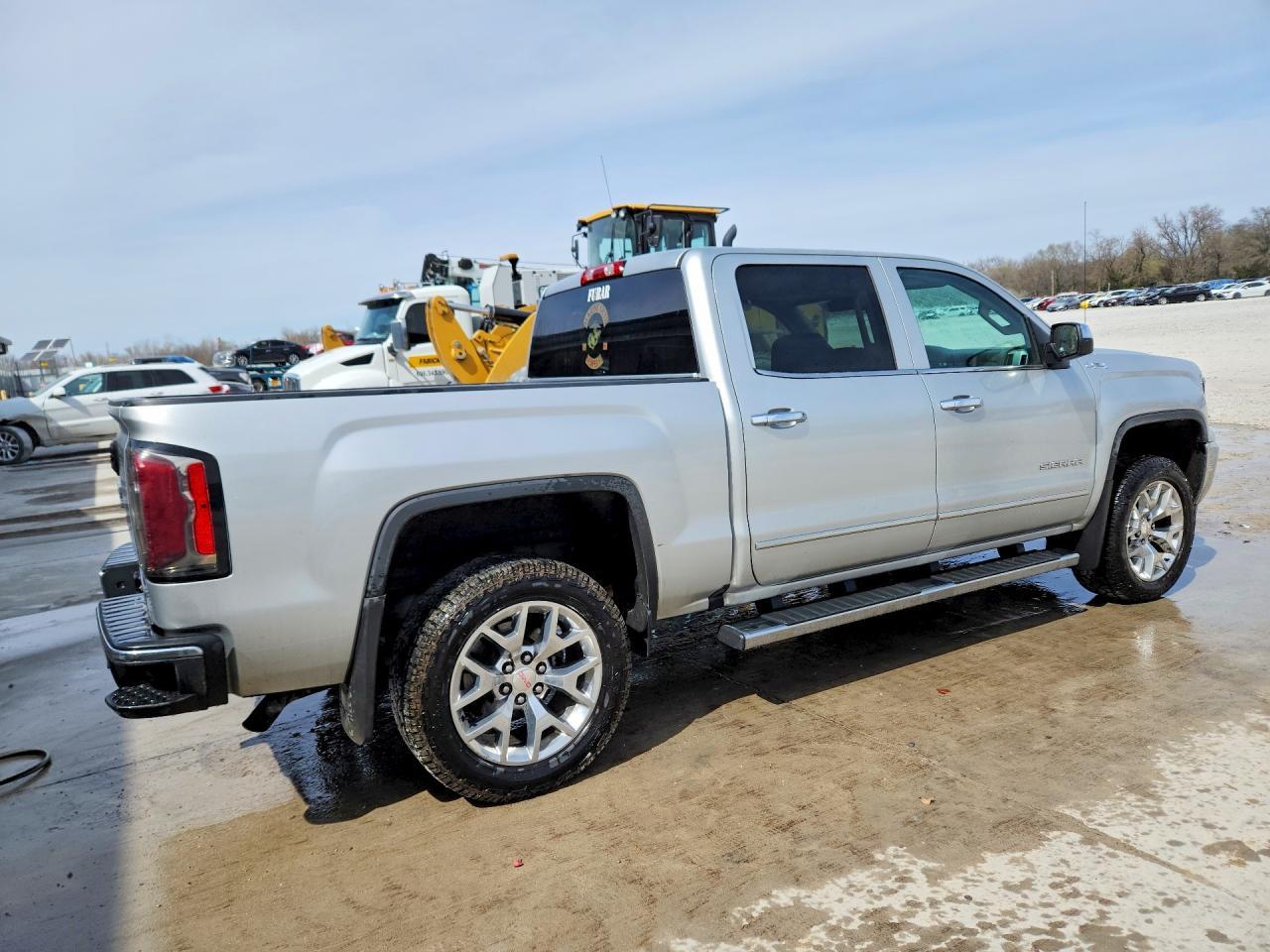 2018 GMC Sierra K1500 SLT