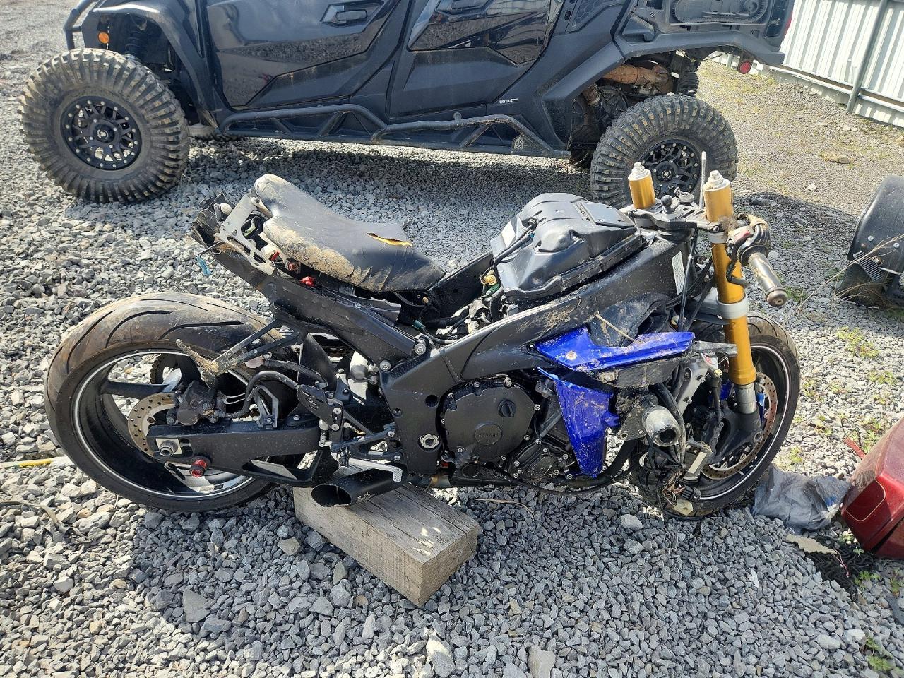 2014 Yama YZFR1