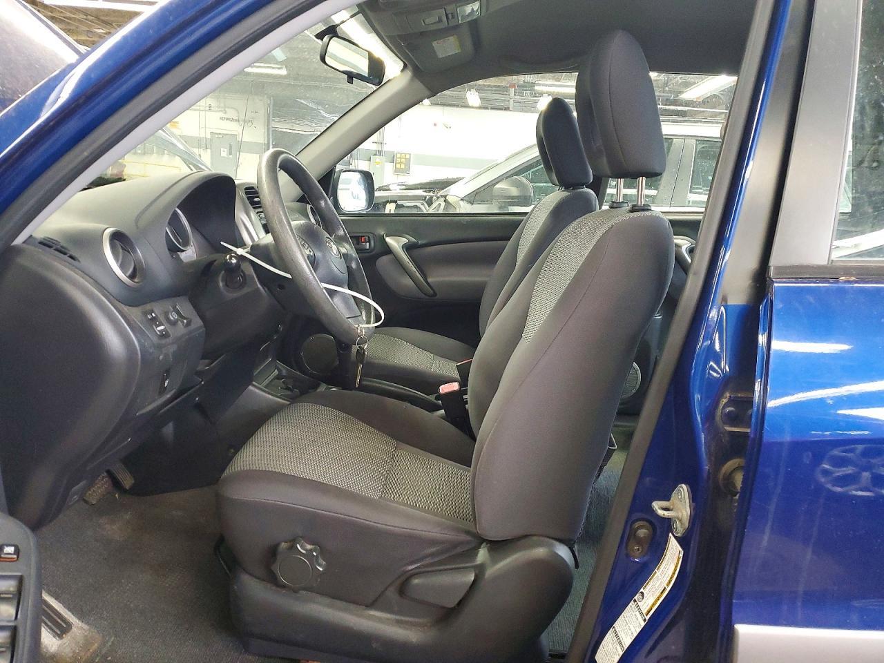 2005 Toyota Rav4 Base