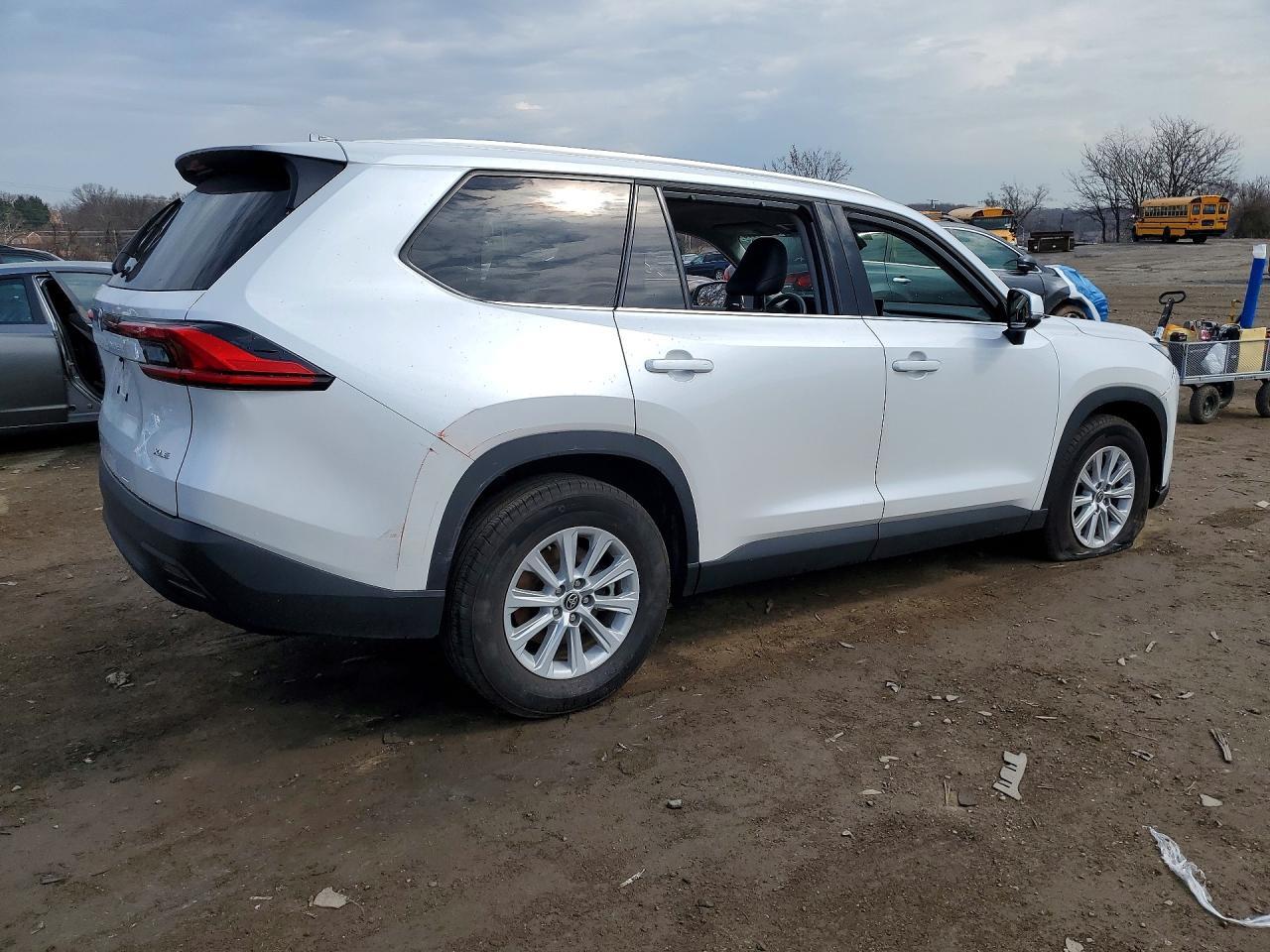 2024 Toyota Grand Highlander xle