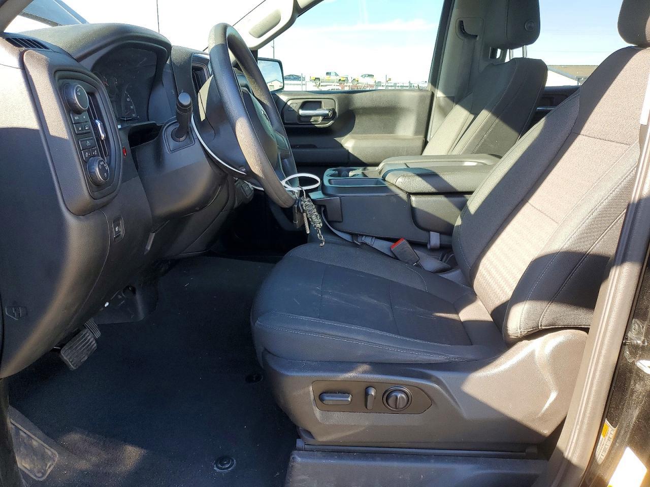 2022 Chevrolet Silverado LTD K1500 Custom