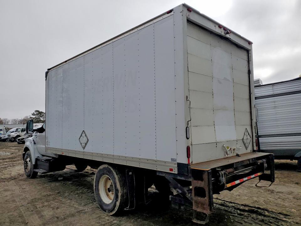 2017 Ford F650 Super Duty box Truck