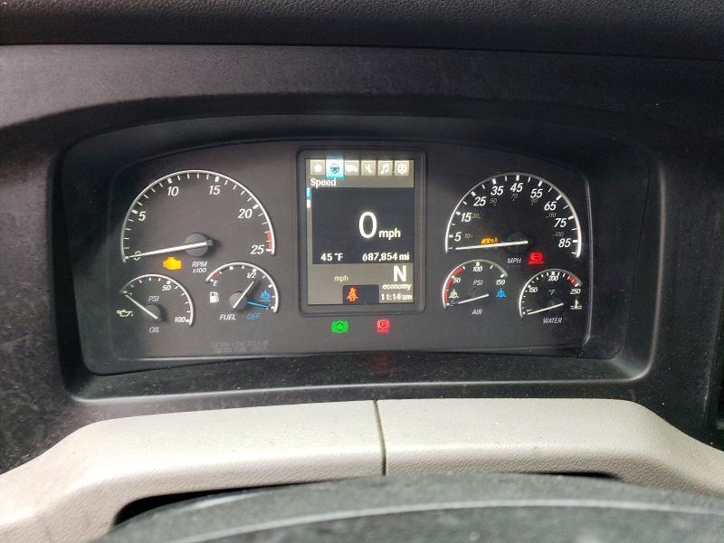 2020 Freigliner 2020 Freightliner Cascadia 126 Semi Truck