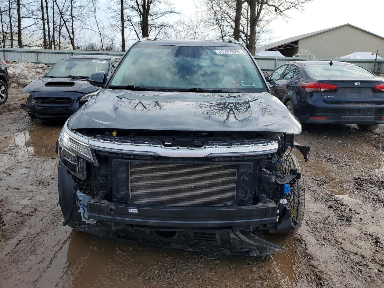 2021 KIA Seltos ex