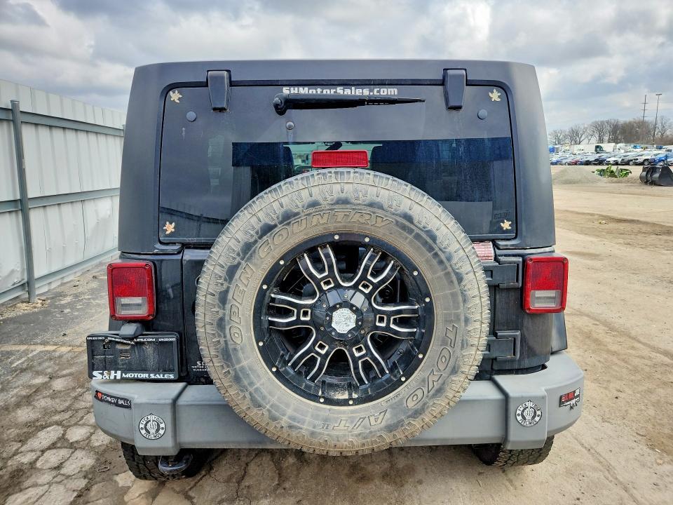 2011 Jeep Wrangler Unlimited Sahara