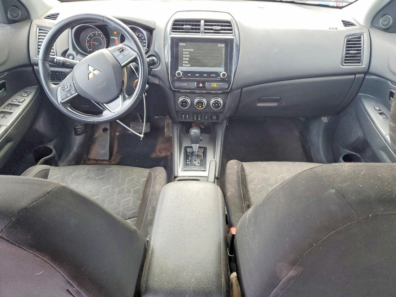 2020 Mitsubishi Rvr es