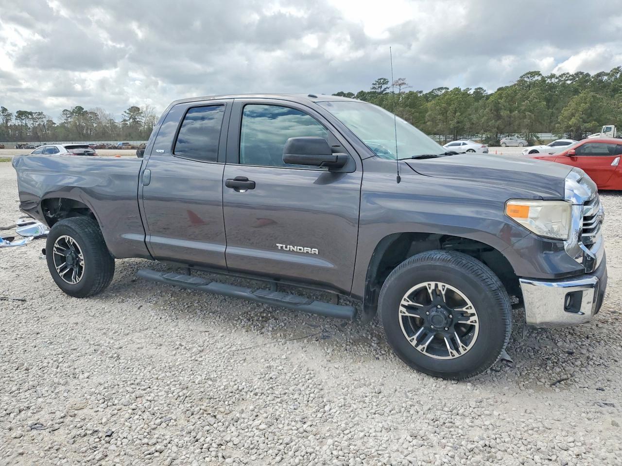 2016 Toyota Tundra SR5