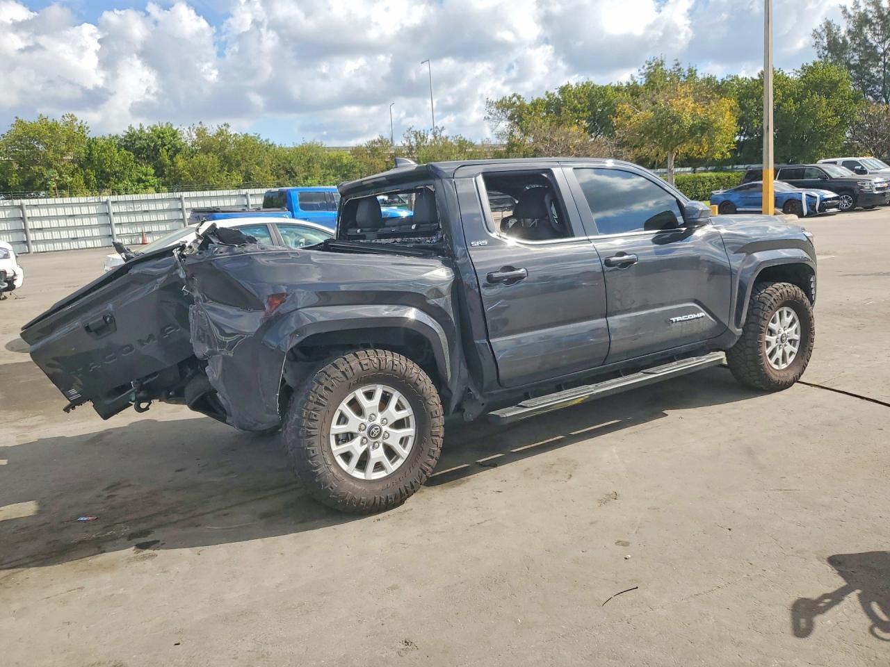 2024 Toyota Tacoma SR5