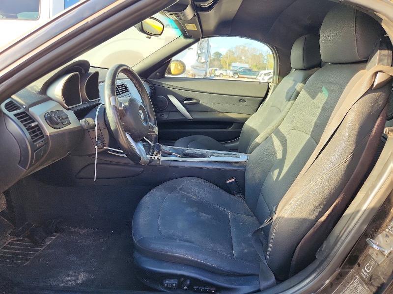 2005 BMW Z4 2.5