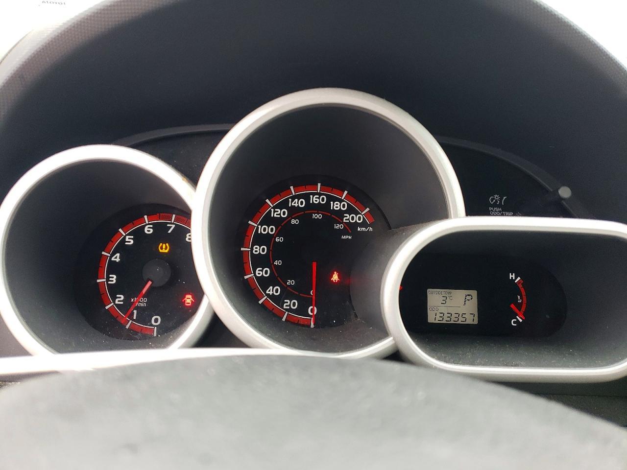 2012 Toyota Matrix l