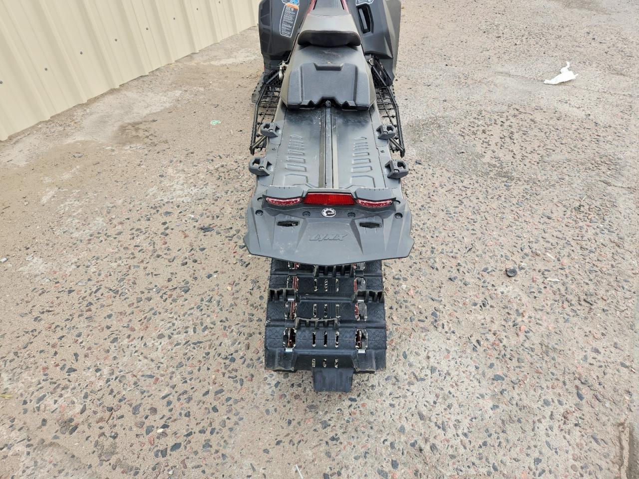 2025 Lynx Shredder DS 850 E-TE