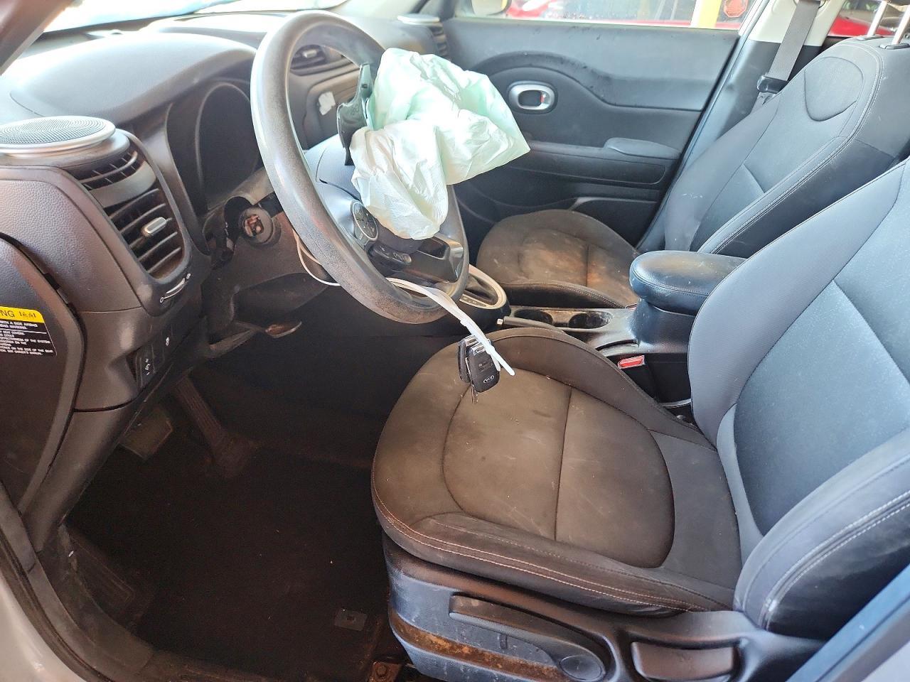 2016 KIA Soul Base