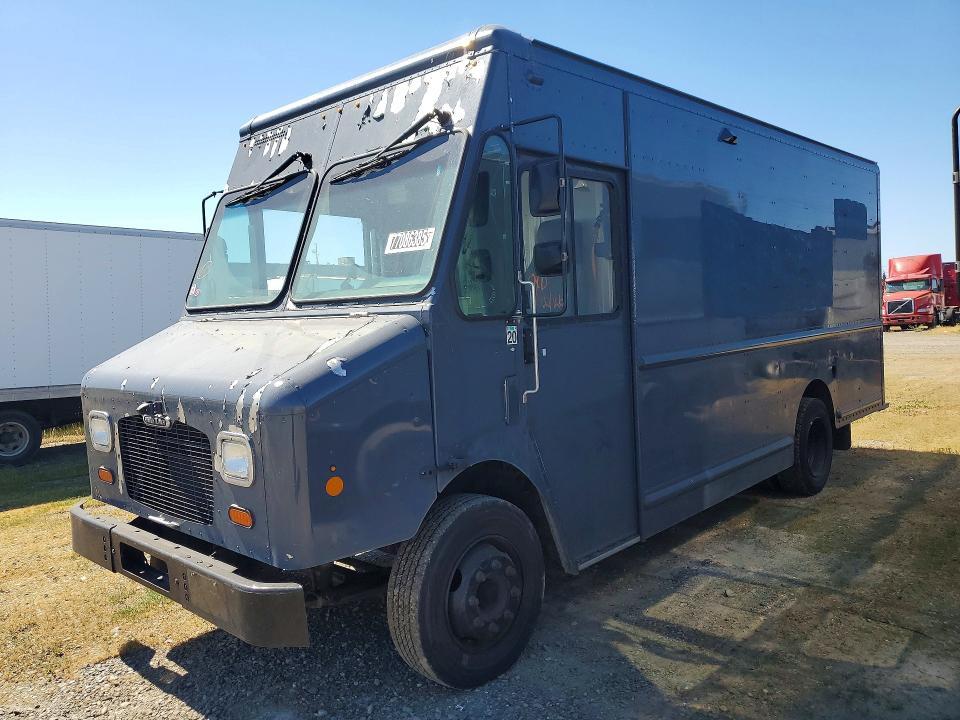 2020 Freightliner MT45G Chassis Delivery Truck