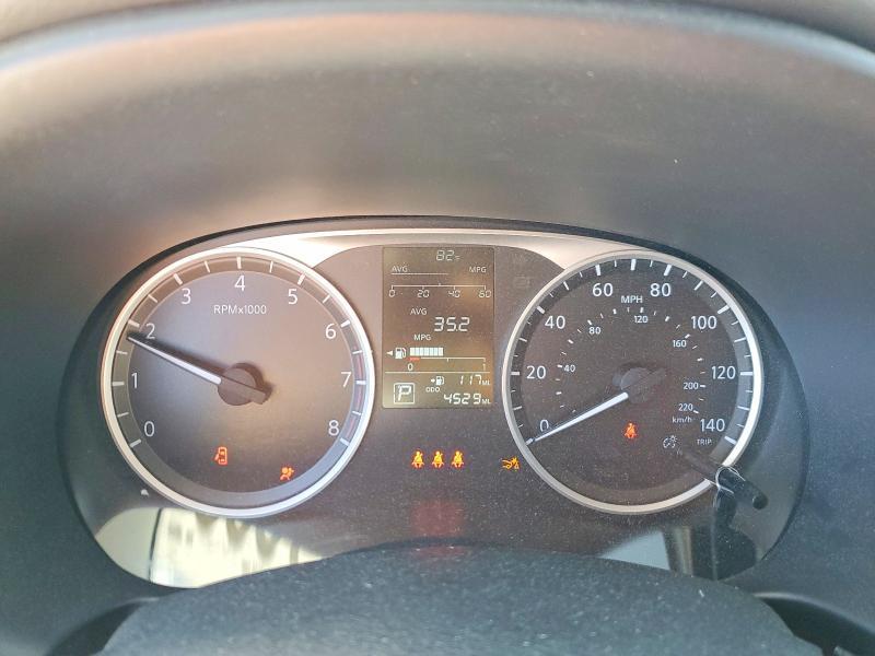2025 Nissan Kicks Play s