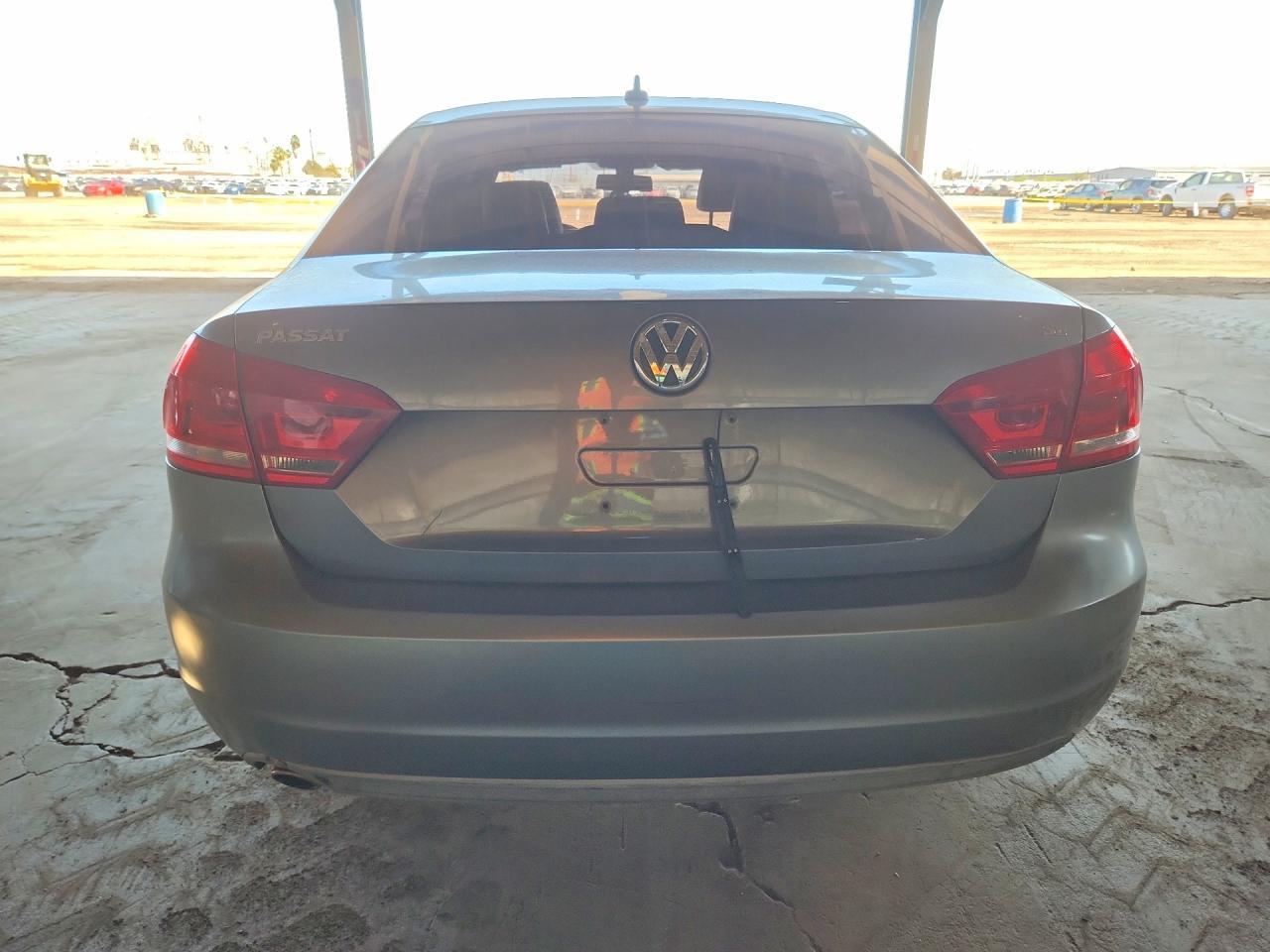 2013 Volkswagen Passat se
