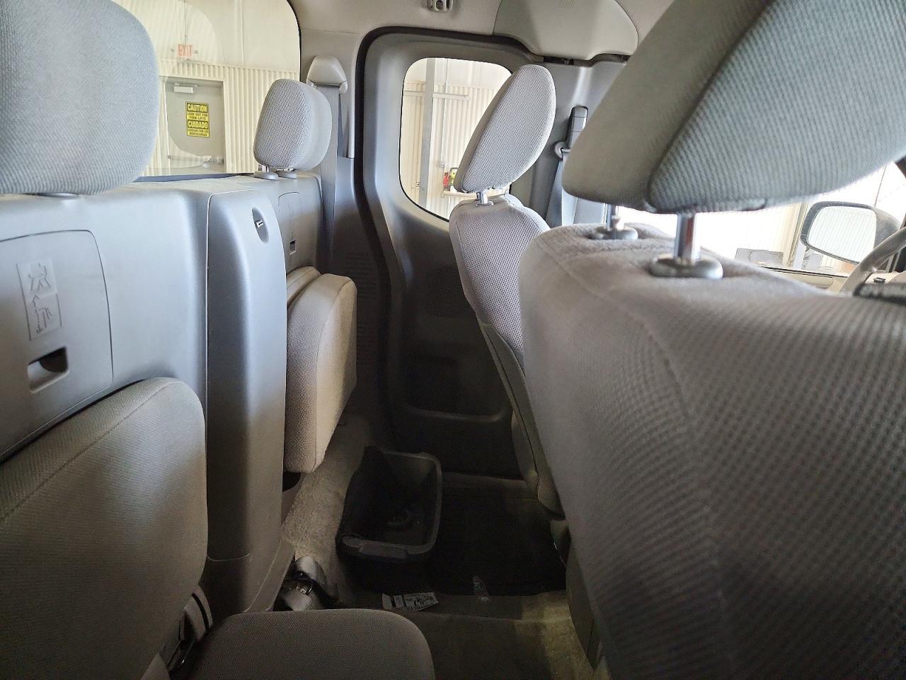 2015 Nissan Frontier S