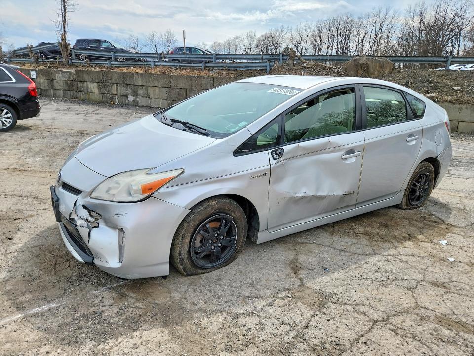 2013 Toyota Prius Three