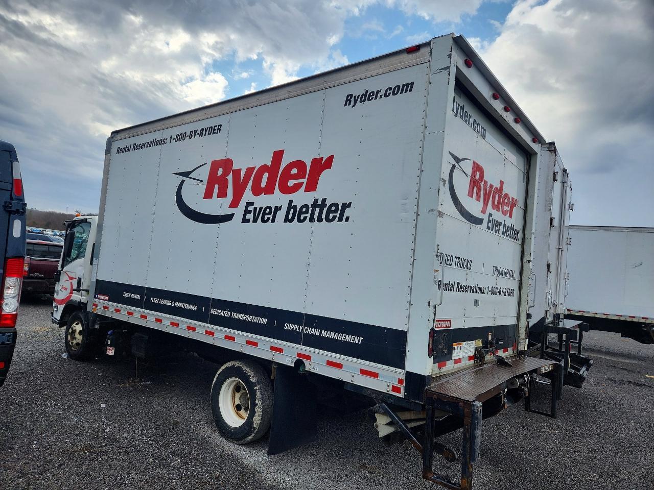 2019 Isuzu NPR HD BOX Truck