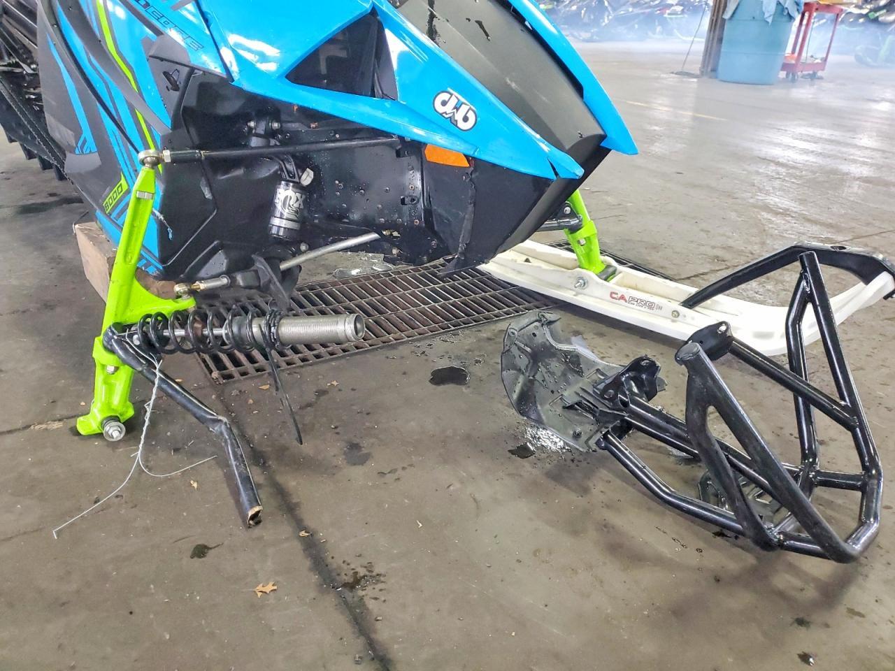 2024 Arctic Cat 2025 Arctic Cat M8000 Harcore Alpha