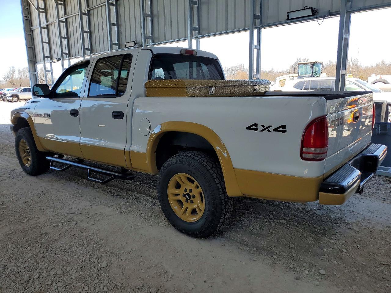2002 Dodge Dakota Quad Sport