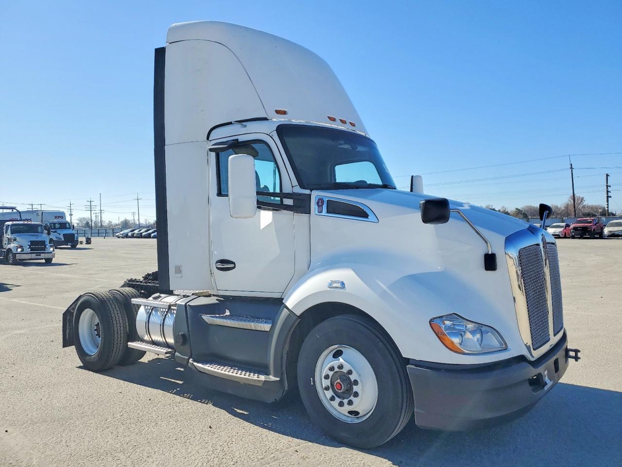 2021 Kenworth T680 Semi Truck