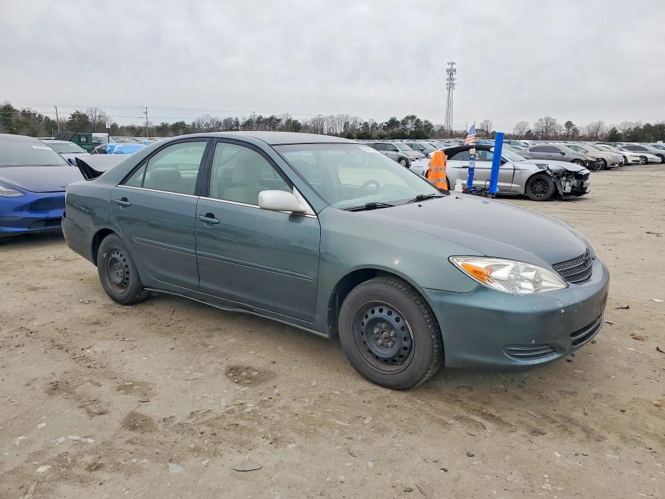 2003 Toyota Camry le