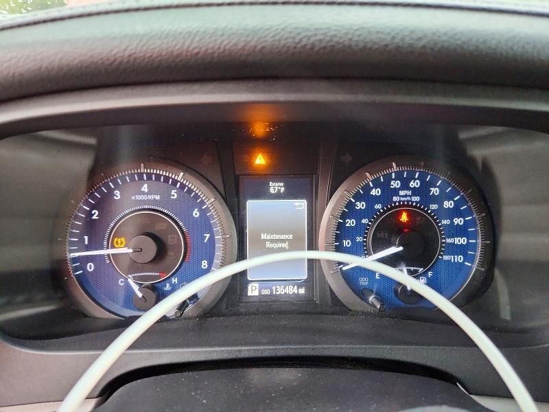2016 Toyota Sienna xle 8-passenger