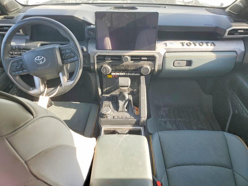 2024 Toyota Tacoma Trailhunter hv