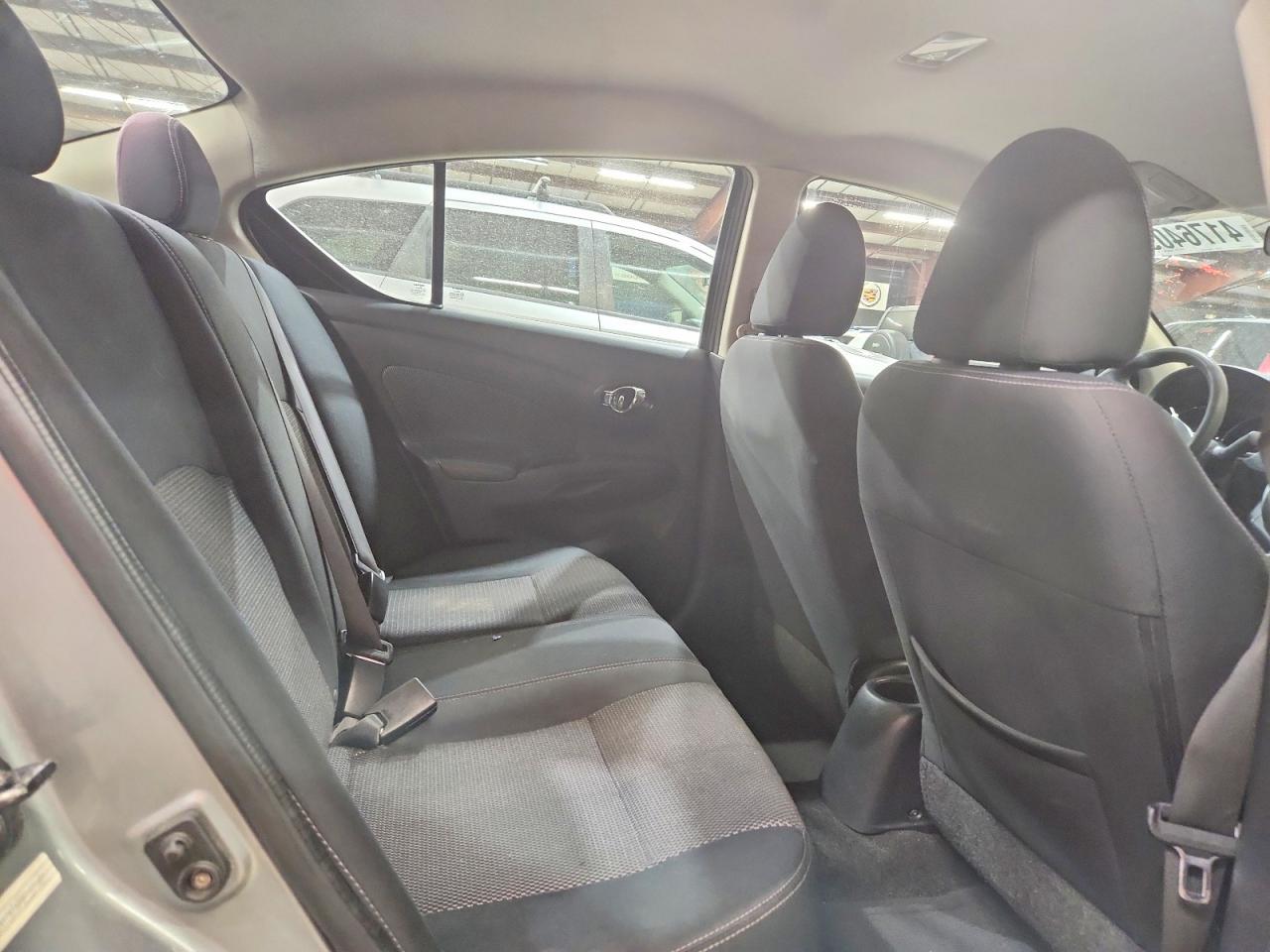 2014 Nissan Versa 1.6 s
