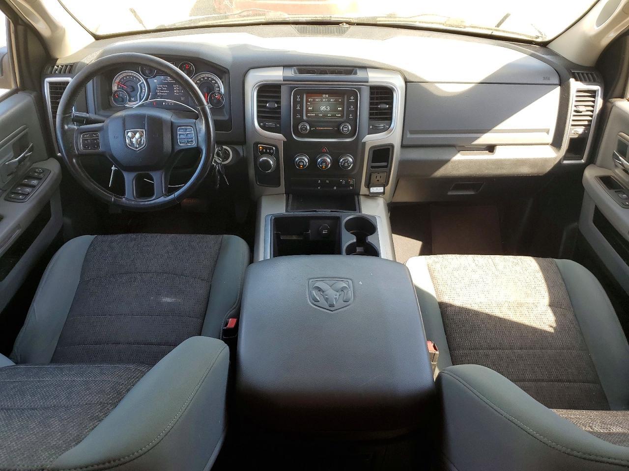 2014 Dodge RAM 1500 SLT
