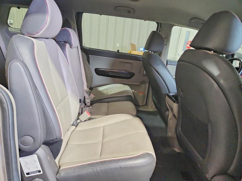 2018 KIA Sedona ex