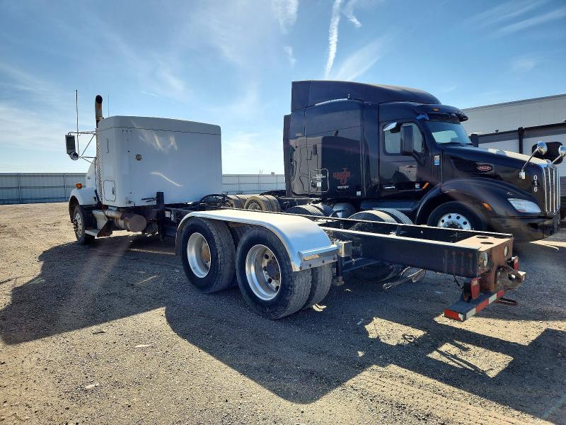 2004 Kenworth T800 Truck Cab AND Chassis
