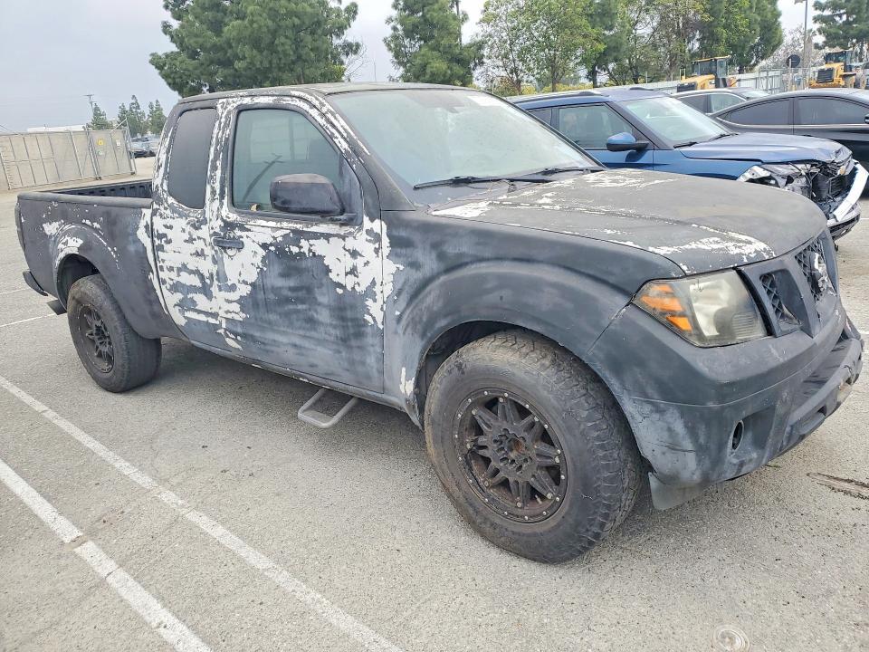 2012 Nissan Frontier sv