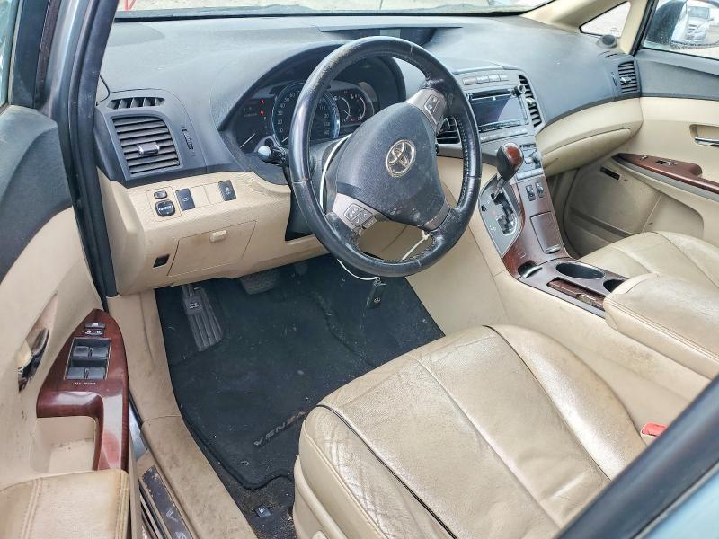 2010 Toyota Venza awd V6