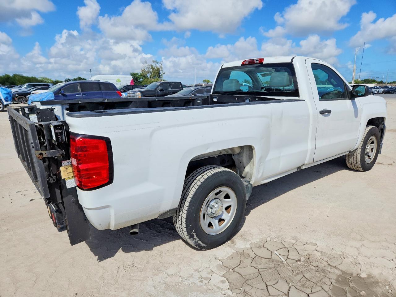 2016 Chevrolet Silverado C1500