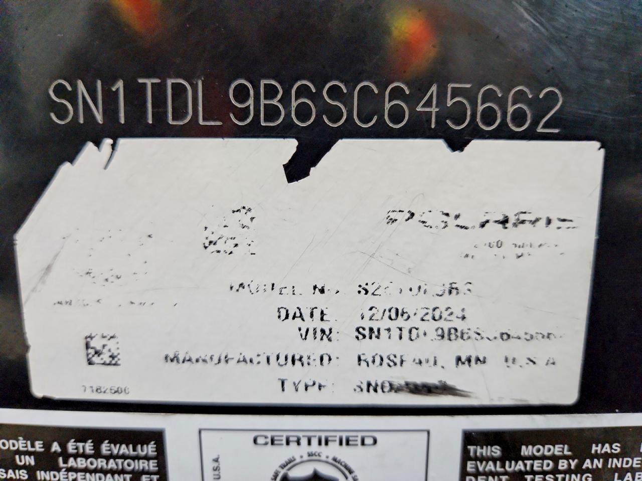 2025 Polaris Matryx XCR PKG