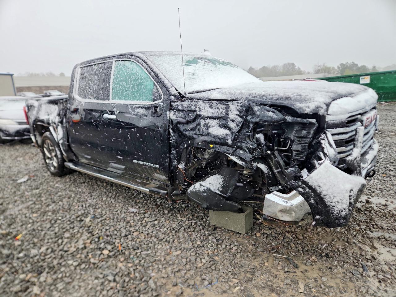 2024 GMC Sierra K1500 SLT