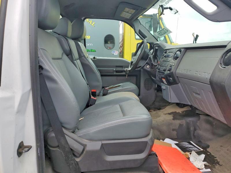 2016 Ford F550 Super Duty Vacuum Truck