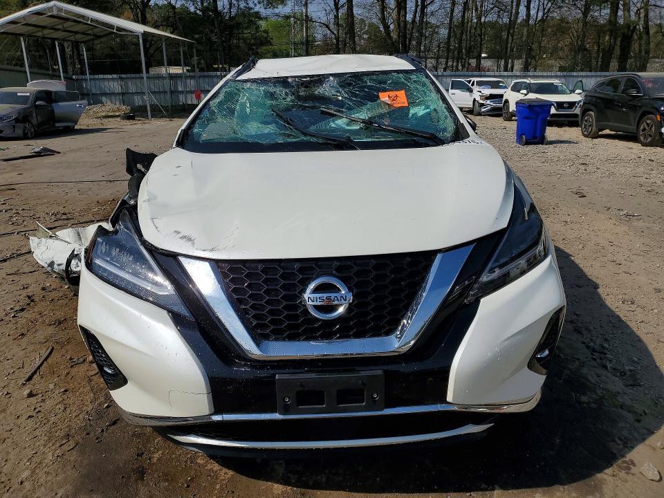 2022 Nissan Murano sv