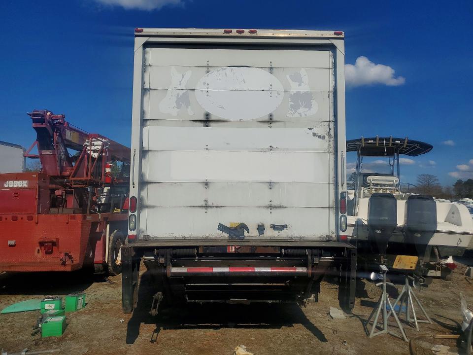 2012 Freigliner 2012 Freightliner Business Class M2 BOX Truck