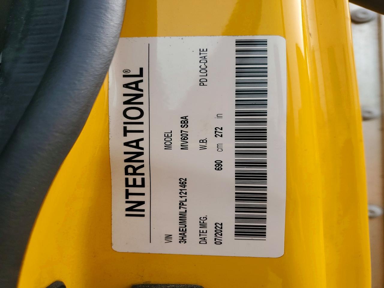 2023 International MV607 BOX Truck