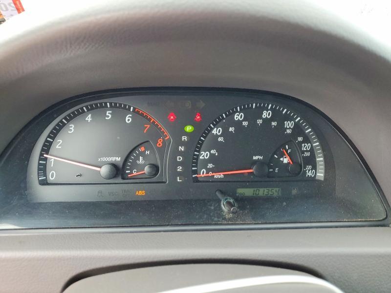 2003 Toyota Camry le