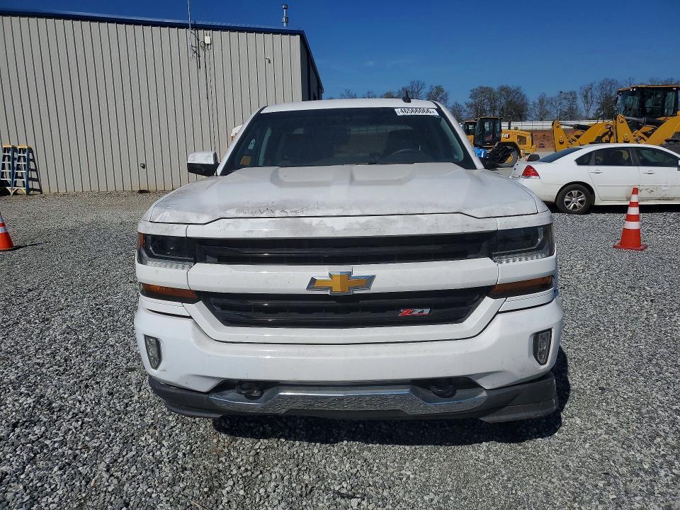 2017 Chevrolet Silverado K1500 lt