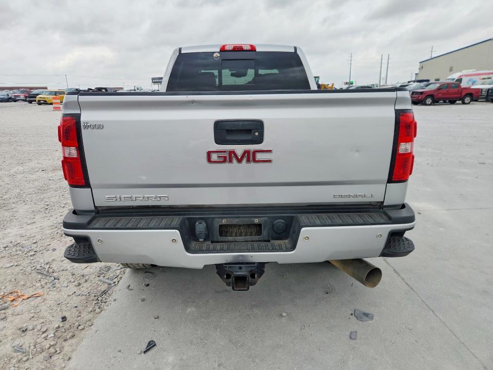 2017 GMC Sierra K2500 Denali