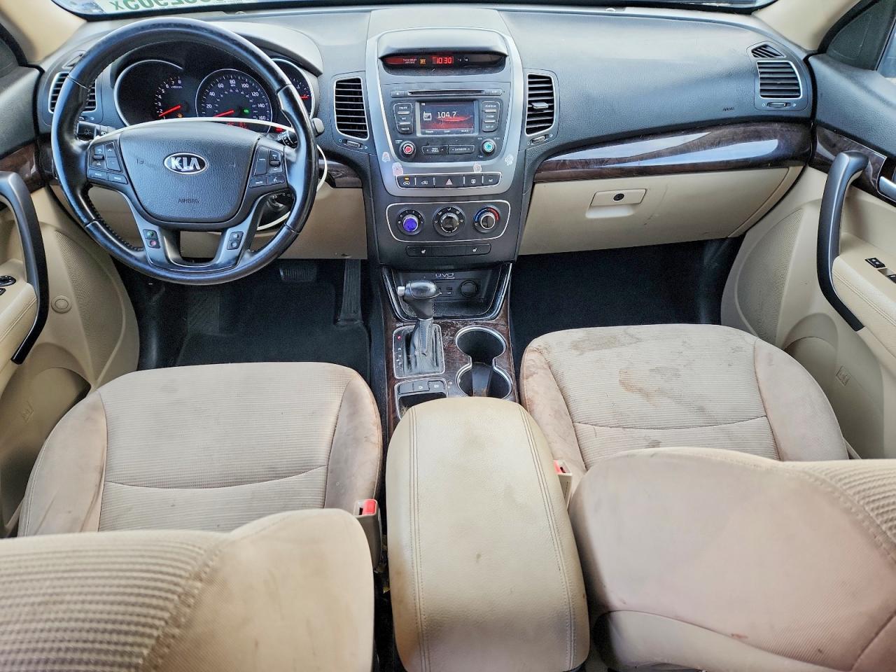 2014 KIA Sorento lx