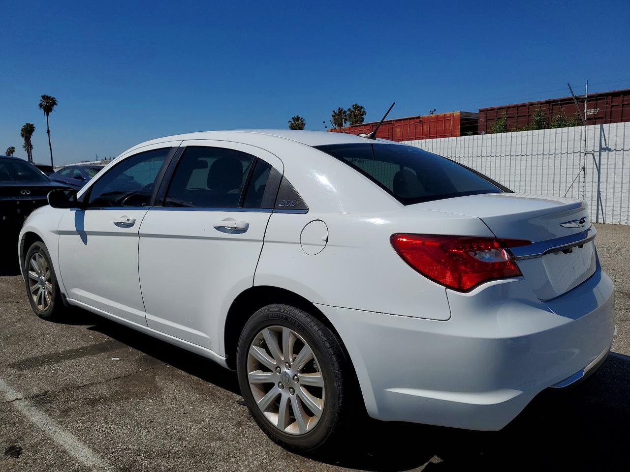 2013 Chrysler 200 Touring