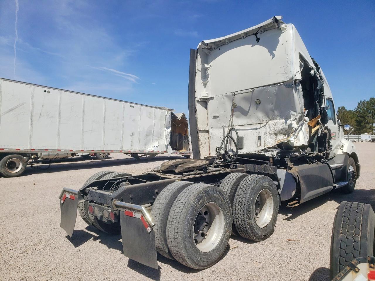 2019 Kenworth T680 Semi Truck